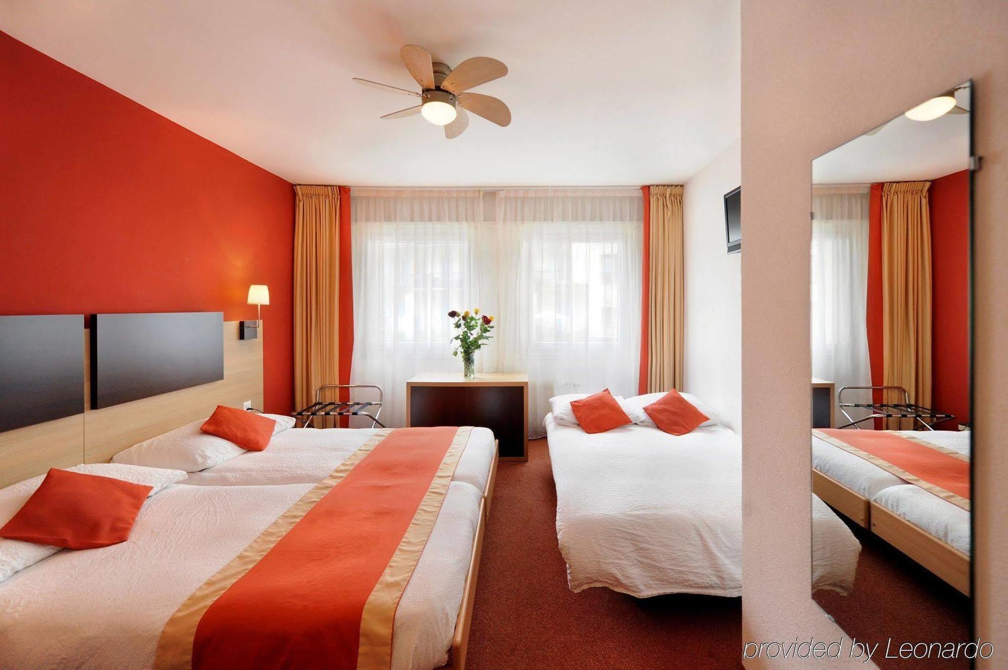 Hotel Bon Port 3*