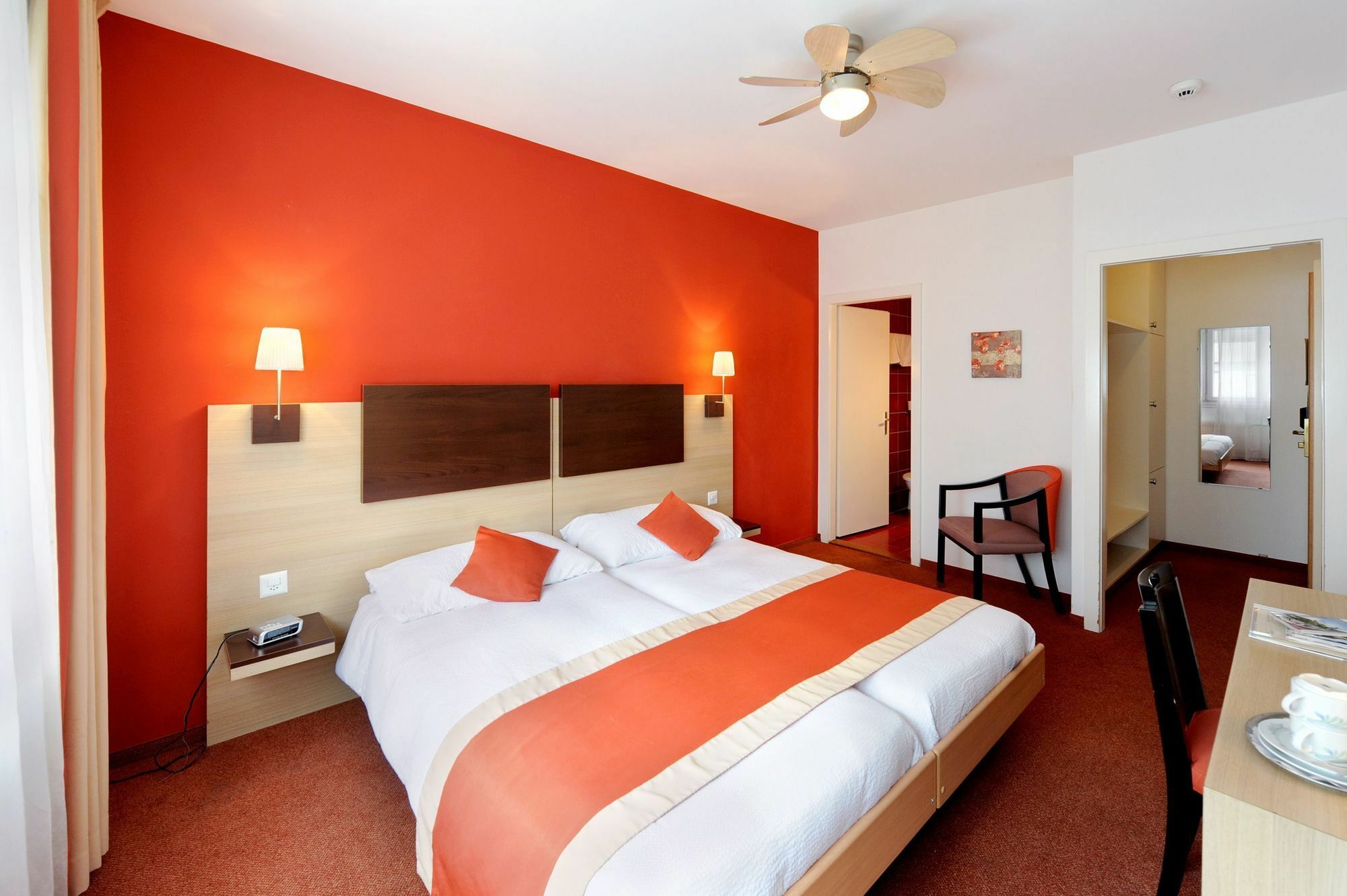 Bon Port Hotel 3*